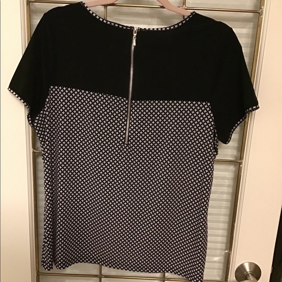XL Laura work top. Gently used - Picture 4 of 4